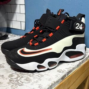 Nike Ken Griffey Junior’s Airmax1